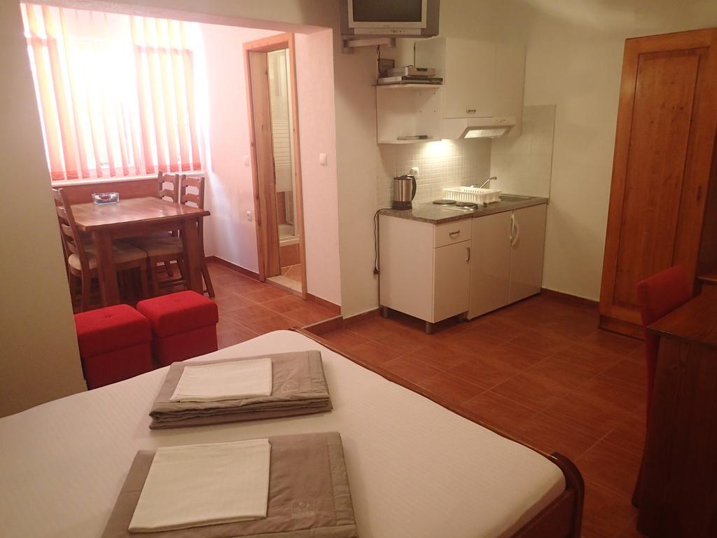 Villa Bosac กราดัซ ภายนอก รูปภาพ