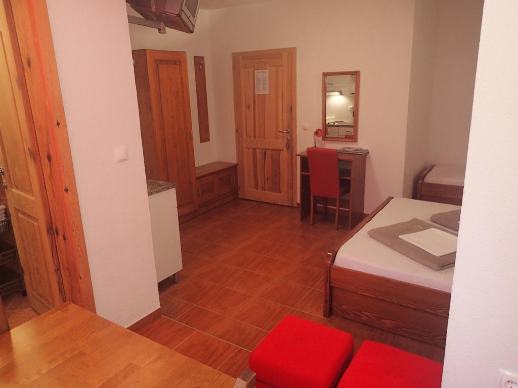 Villa Bosac กราดัซ ภายนอก รูปภาพ